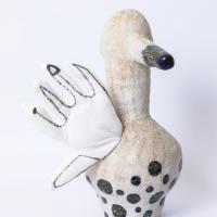 邵曉露 A Duck’s Vase 陶瓷 棉手 30x24 cm 2019